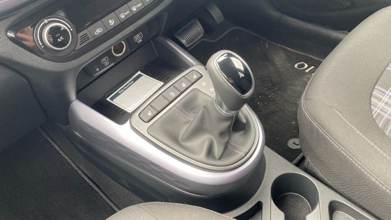 Hyundai i10 1.2 [79] Premium 5dr Auto [Nav] Petrol Hatchback